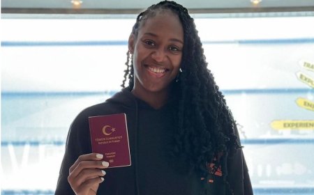 Sinead Jack-Kısal: Akrep'in Derinliği ve Horoz'un Gücü