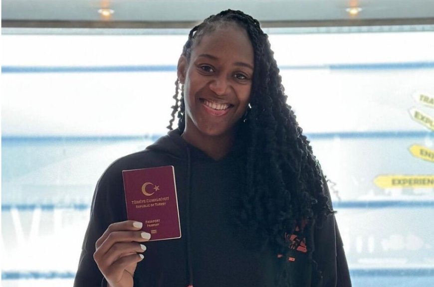Sinead Jack-Kısal: Akrep'in Derinliği ve Horoz'un Gücü