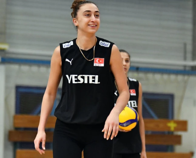 Elif Şahin’in Vedik ve Batı astrolojisi: Aşk, para, sağlık, kariyer